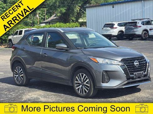 Certified 2024 Nissan Kicks SV FWD image 1