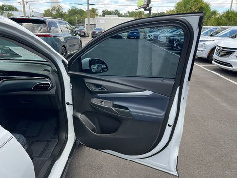 Used 2022 Chevrolet Bolt EUV Premier w/ Super Cruise Package FWD image 50
