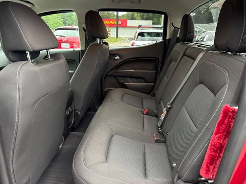 Used 2019 Chevrolet Colorado LT RWD image 10