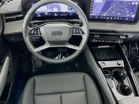 New 2026 Audi Q3 quattro 2.0T AWD/4WD image 5