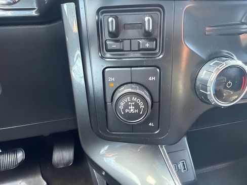 Used 2022 Ford F150 XLT w/ Equipment Group 302A High AWD/4WD image 14