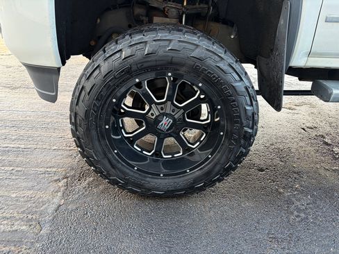 Used 2015 GMC Sierra 2500 Denali w/ Duramax Plus Package image 15