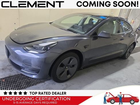 Used 2023 Tesla Model 3 Standard Range image 1