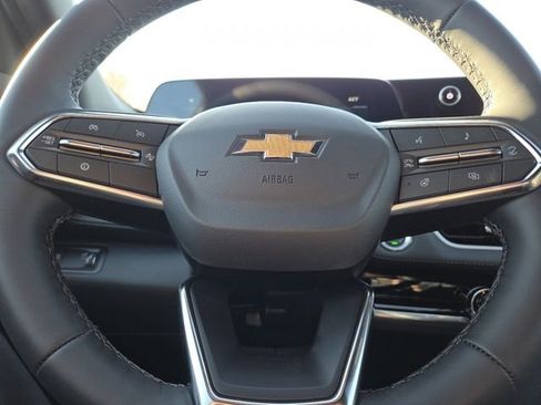 New 2026 Chevrolet Equinox LT w/ Safety and Technology Package FWD image 33