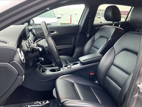 Used 2017 Mercedes-Benz GLA 250 4MATIC image 20