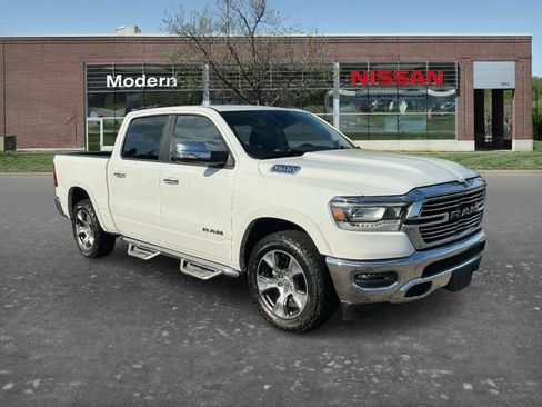 Used 2022 RAM 1500 Laramie AWD/4WD image 5