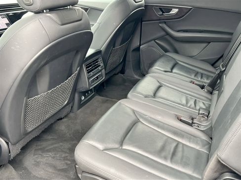Used 2021 Audi Q7 2.0T Premium w/ Convenience Package image 18