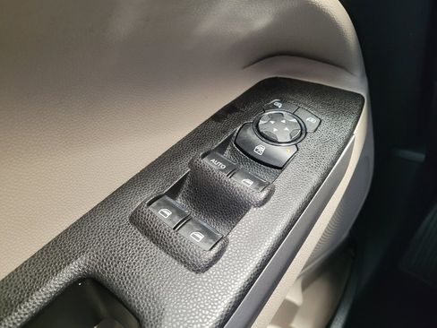 Used 2018 Ford EcoSport S FWD image 27