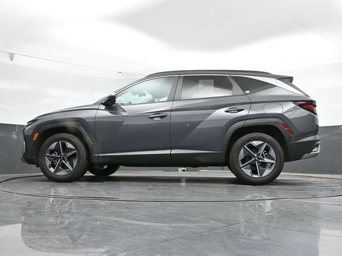 Used 2025 Hyundai Tucson SEL AWD/4WD image 44