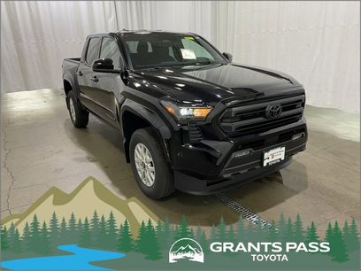New 2025 Toyota Tacoma SR5