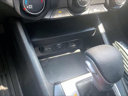 Used 2023 Kia Forte LXS FWD image 28