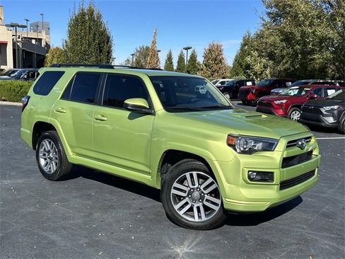 Used 2023 Toyota 4Runner TRD Sport image 2