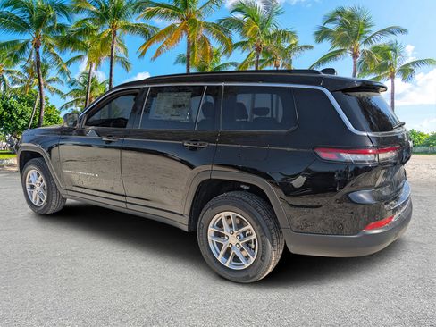 New 2025 Jeep Grand Cherokee L Laredo image 5