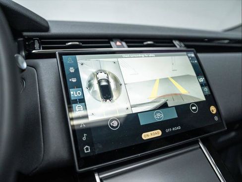 New 2026 Land Rover Range Rover Velar S image 28