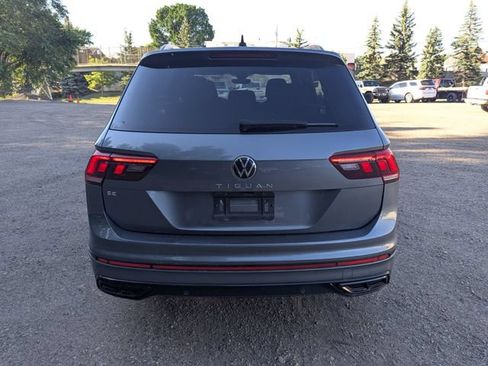Used 2023 Volkswagen Tiguan SE R-Line FWD image 14