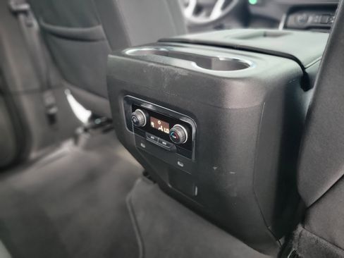 Certified 2024 Chevrolet Tahoe LS RWD image 34