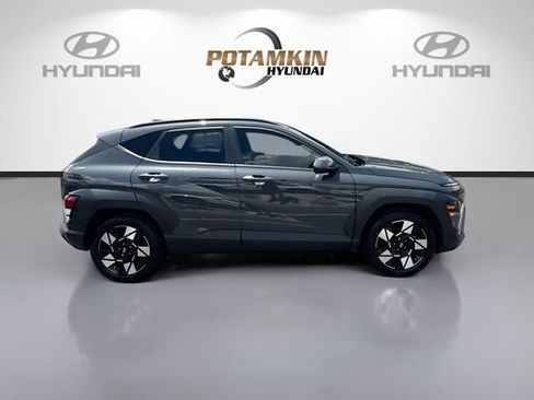Certified 2024 Hyundai Kona SEL w/ Convenience Package FWD image 4