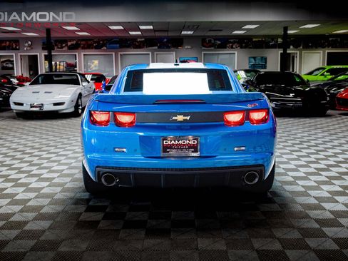 Used 2013 Chevrolet Camaro SS w/ Hot Wheels Special Edition image 31