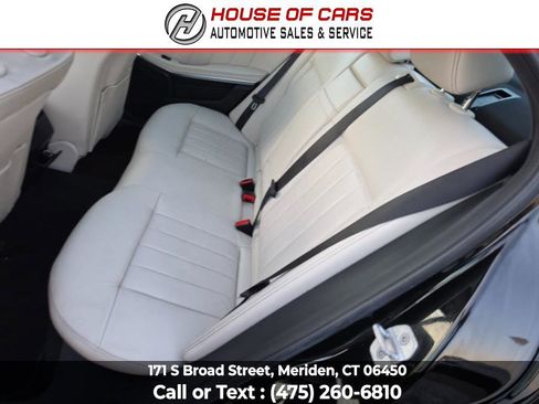 Used 2014 Mercedes-Benz E 350 4MATIC Sedan image 39