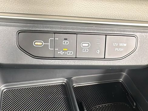 New 2026 Kia Carnival SX Prestige FWD image 30