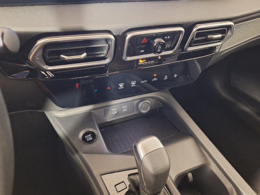 Used 2027 Nissan Sentra SV w/ Floor Mat Package FWD image 14