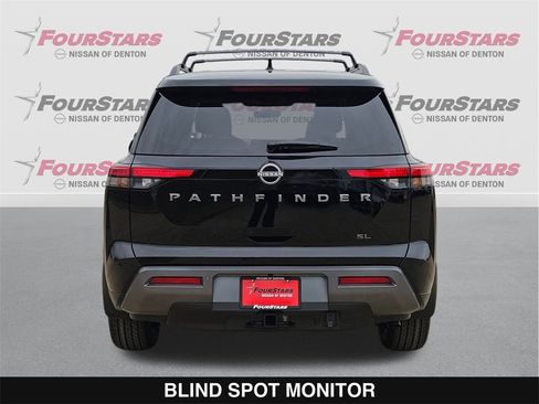 New 2026 Nissan Pathfinder SL image 5