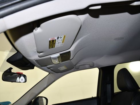 Used 2023 Mitsubishi Outlander SE AWD/4WD image 39