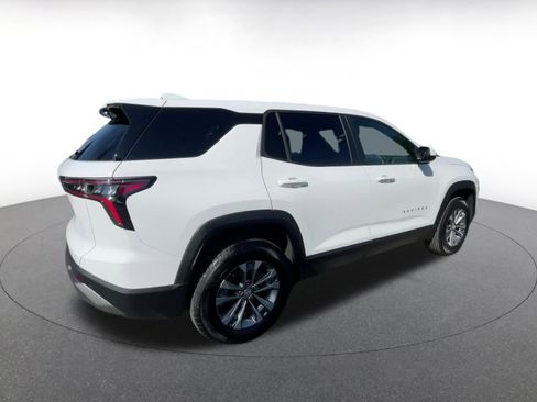 Used 2025 Chevrolet Equinox LT image 15