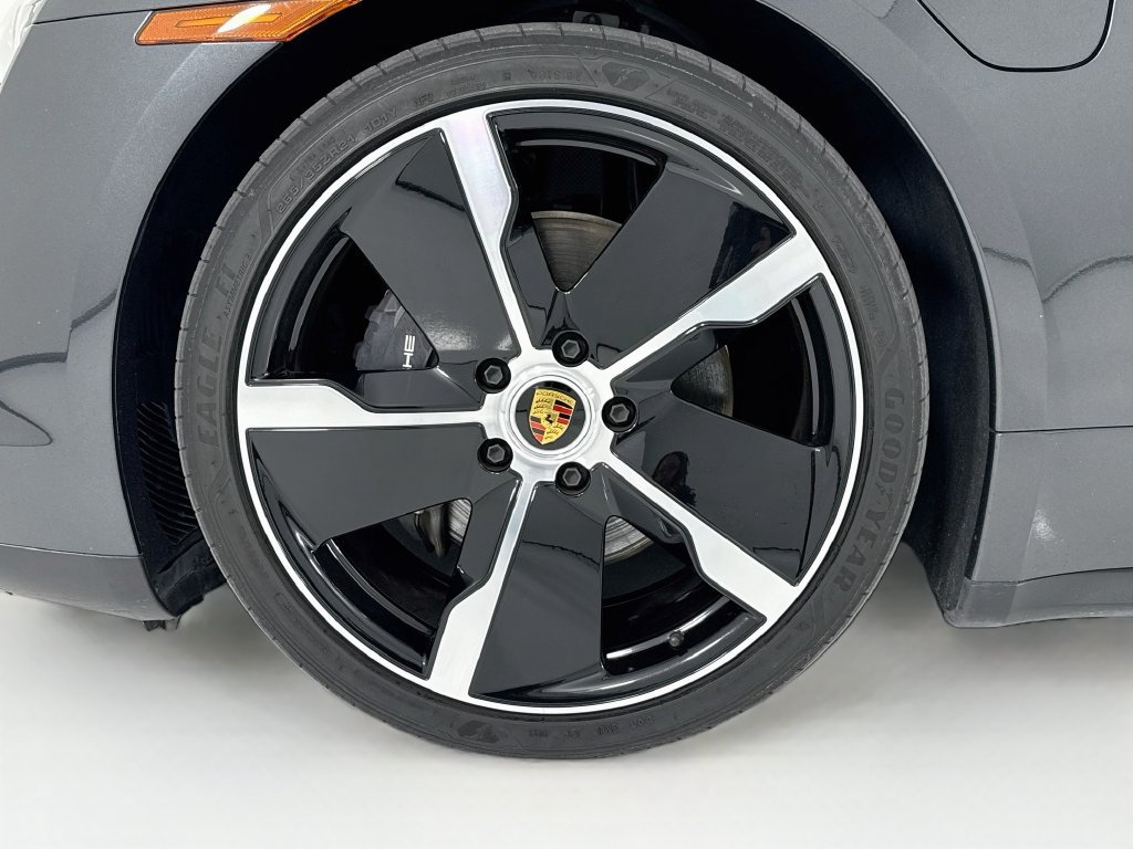 Certified 2024 Porsche Taycan RWD image 33