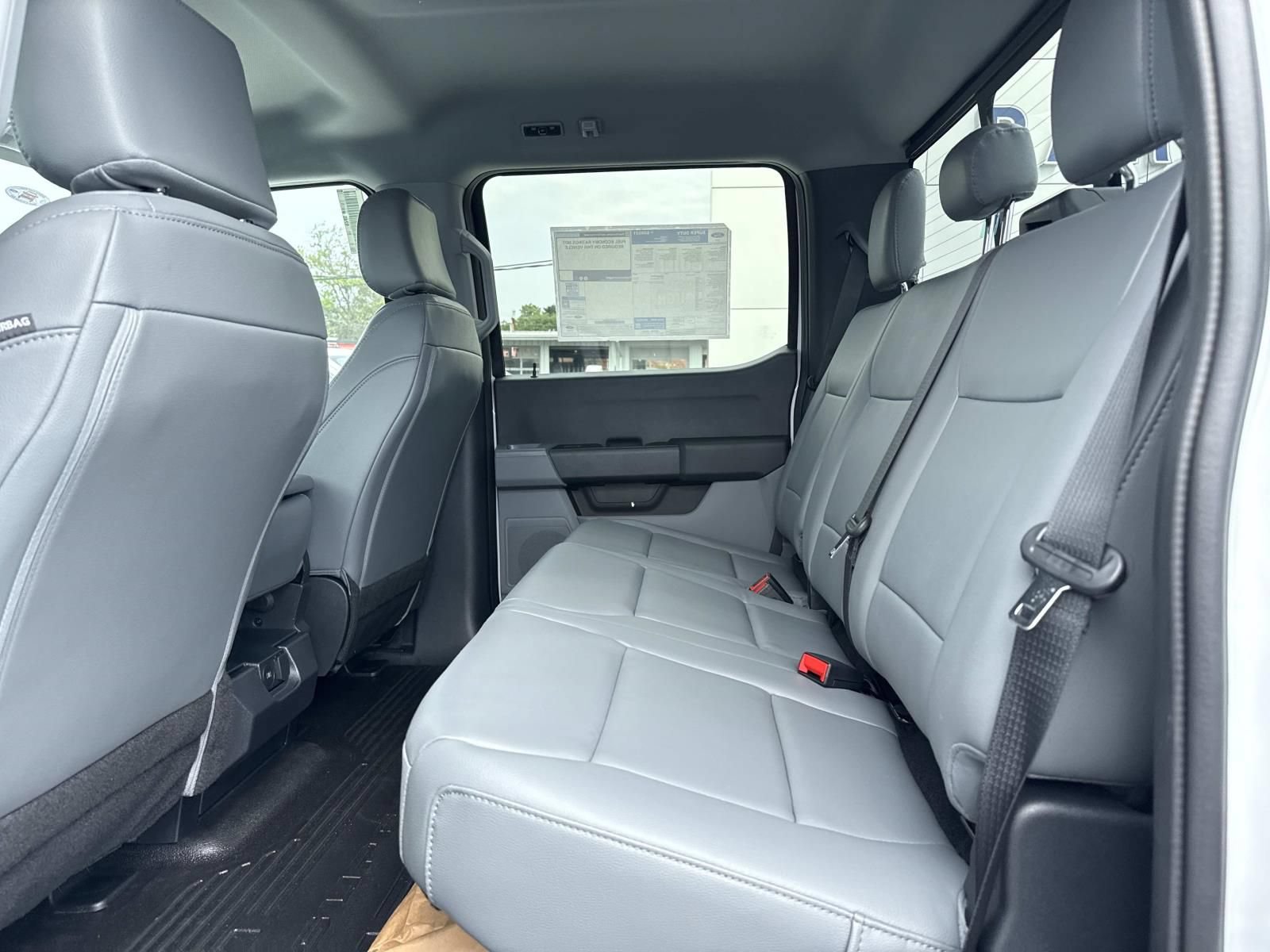 New 2026 Ford F550 4x4 Crew Cab image 11