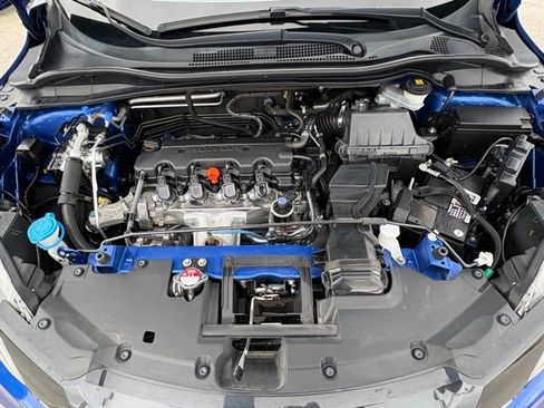 Used 2018 Honda HR-V EX image 32