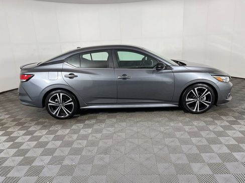 Used 2020 Nissan Sentra SR image 3