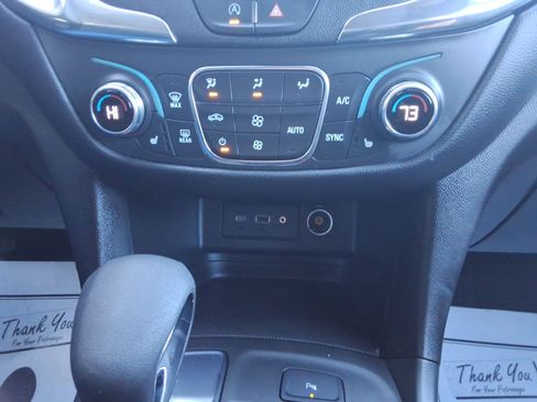 Used 2023 Chevrolet Equinox LT image 17