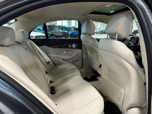 Used 2017 Mercedes-Benz E 300 image 39
