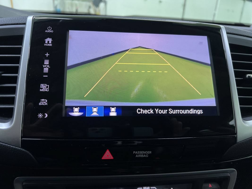 Used 2017 Honda Pilot Touring image 22
