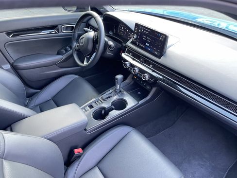 Used 2025 Honda Civic Sport Touring image 11