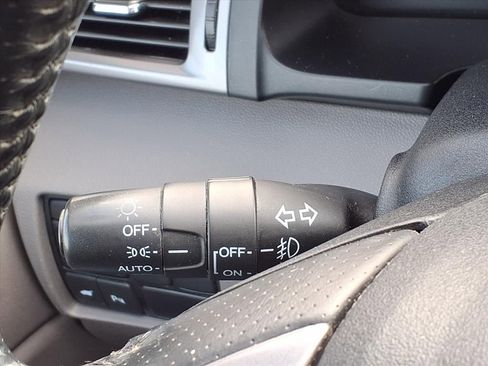 Used 2014 Honda Odyssey Touring image 22