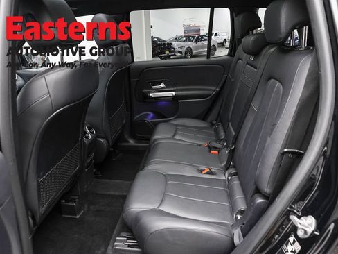 Used 2022 Mercedes-Benz GLB 250 4MATIC w/ Premium Package Lite image 22