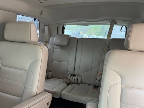 Used 2015 GMC Yukon Denali w/ Premium Package image 8