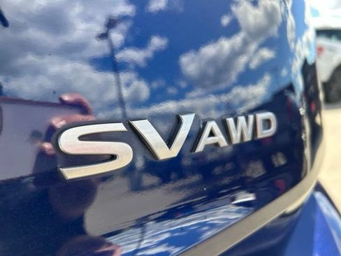 Used 2024 Nissan Rogue SV AWD/4WD image 10