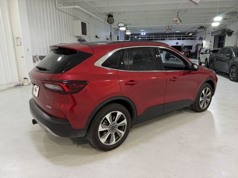 Used 2024 Ford Escape Platinum w/ Premium Technology Package image 5