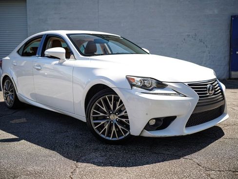 Used 2016 Lexus IS 200t w/ Premium Package image 9