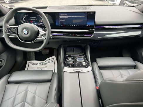 Used 2024 BMW 530i xDrive w/ Premium Package image 16