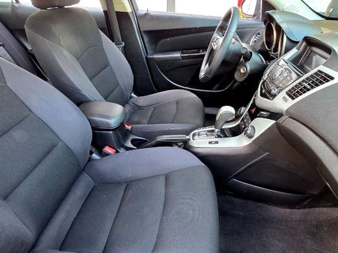 Used 2015 Chevrolet Cruze LT image 12
