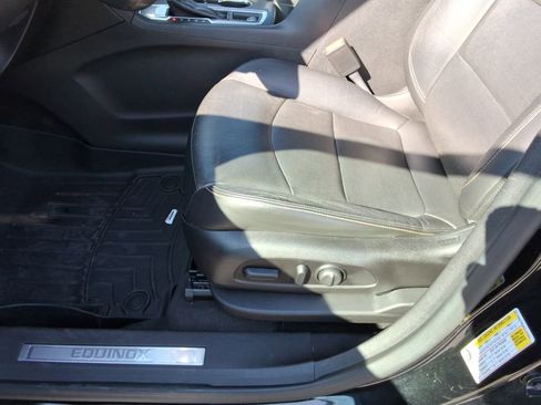 Used 2018 Chevrolet Equinox Premier image 25