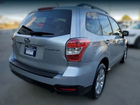 Used 2014 Subaru Forester 2.5i Premium image 9