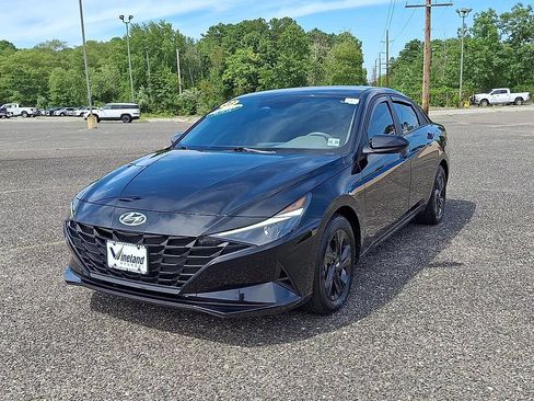 Certified 2023 Hyundai Elantra Blue w/ Cargo Package FWD image 4