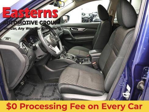 Used 2020 Nissan Rogue SV AWD/4WD image 14
