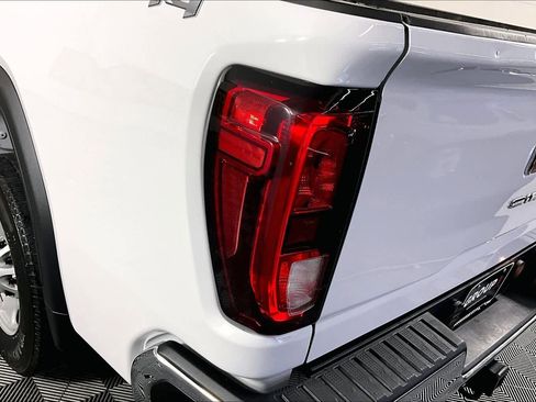 Certified 2024 GMC Sierra 2500 Pro w/ Convenience Package image 24