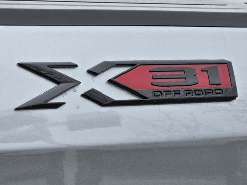 New 2026 GMC Sierra 1500 SLT w/ SLT Premium Plus Package image 3